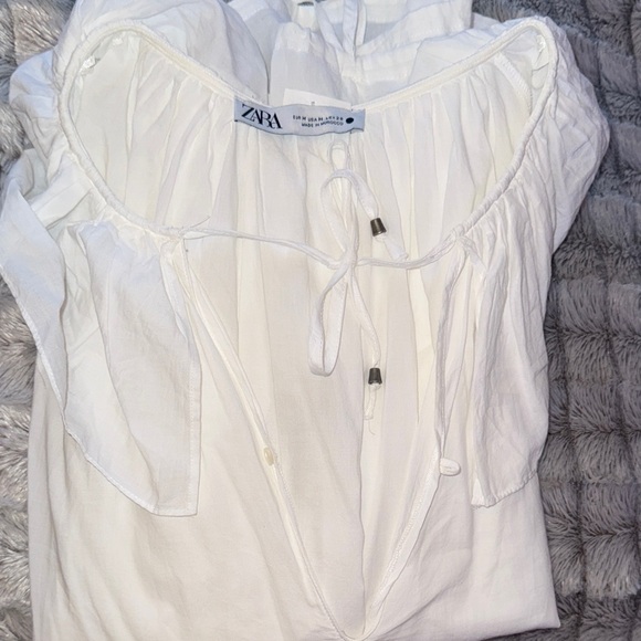 Zara White Ruffle Neck Blouse - Picture 2 of 2